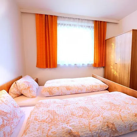Apartment Haus Mitterrutzner *