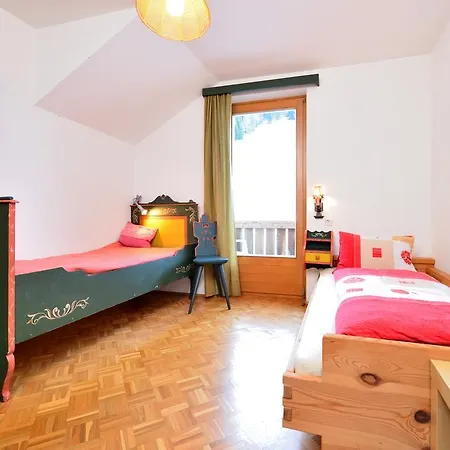 شقة Haus Mitterrutzner *